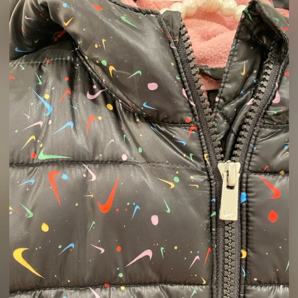 Nike Just Do It printed puffer jacket size L 6/7 years - Picture 5 of 5